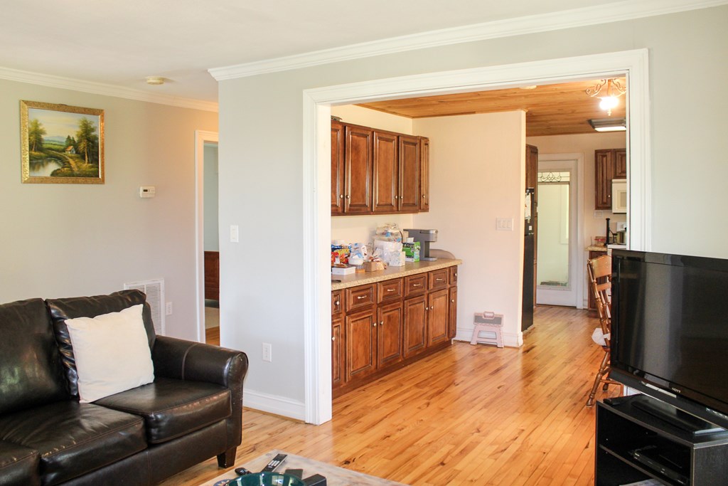 416076 Murphy Residential