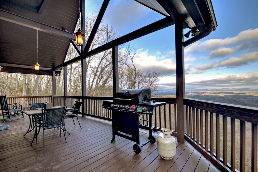 416085 Blue Ridge Residential
