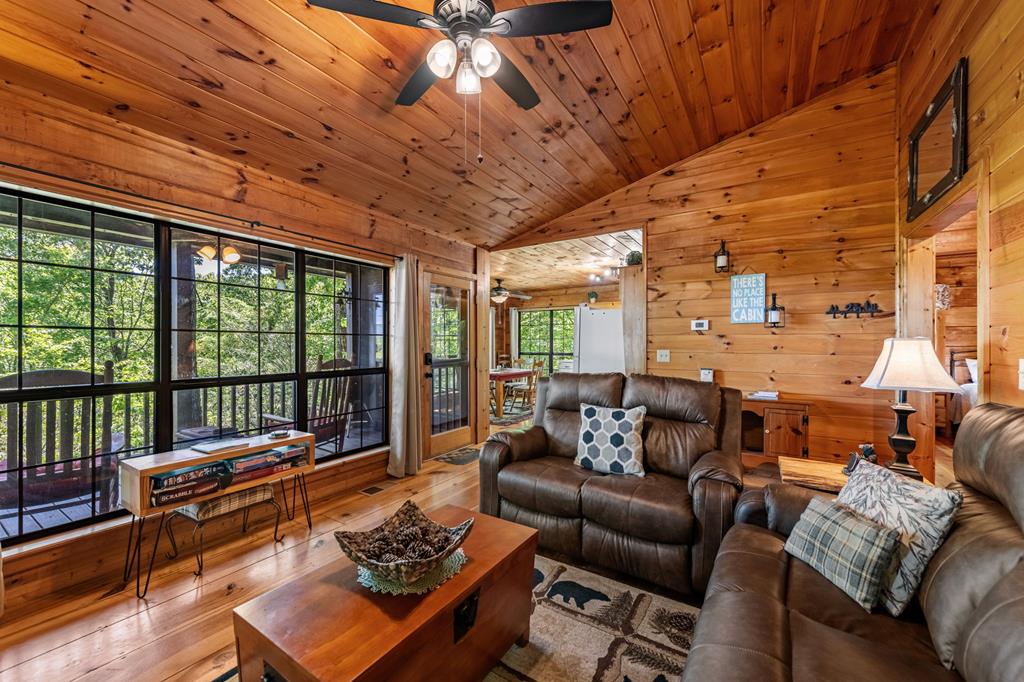 416105 Cherry Log Residential