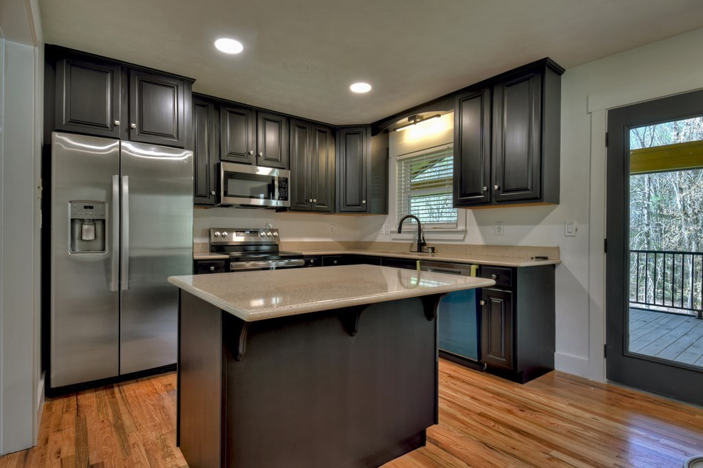 416124 Epworth Residential