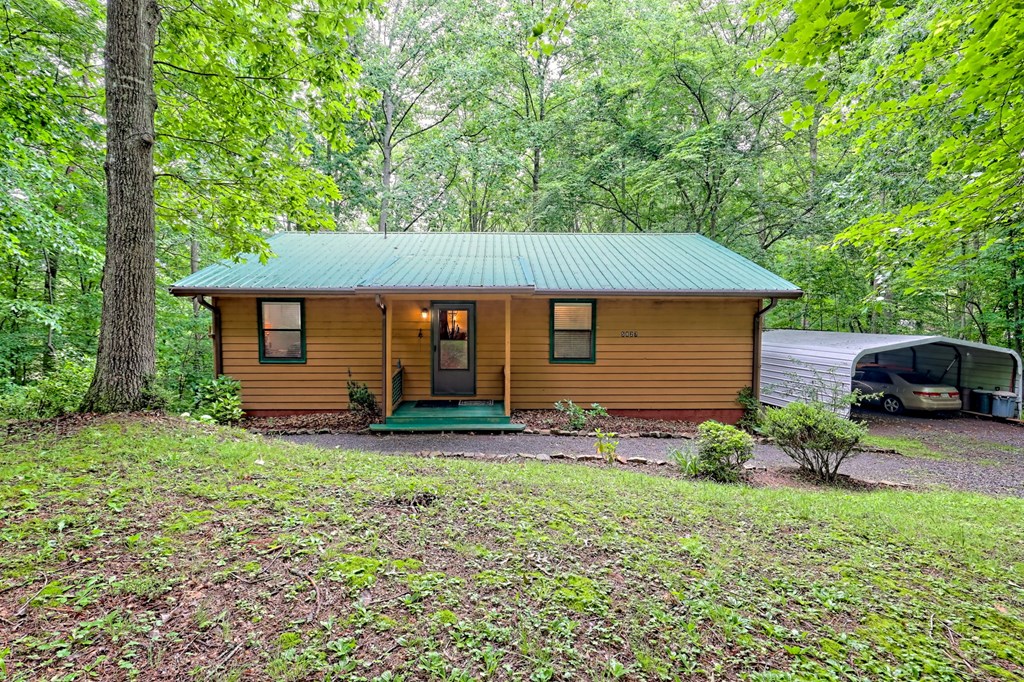 416131 Young Harris Residential