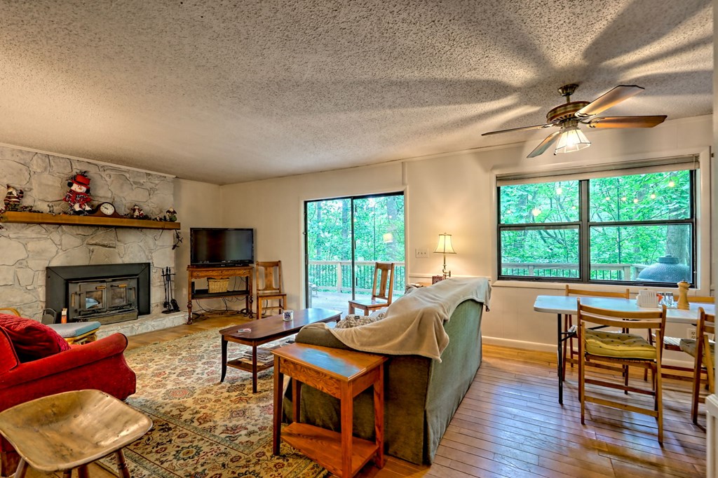 416131 Young Harris Residential