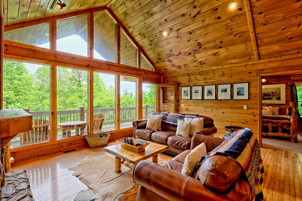 416133 Bryson City Residential