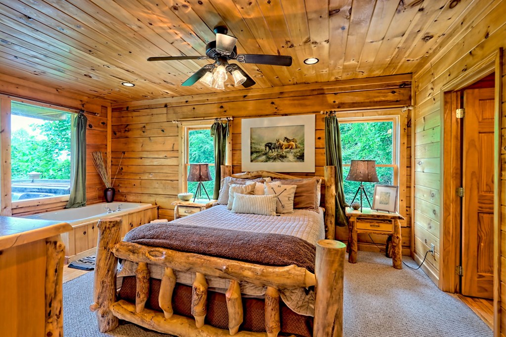 416133 Bryson City Residential
