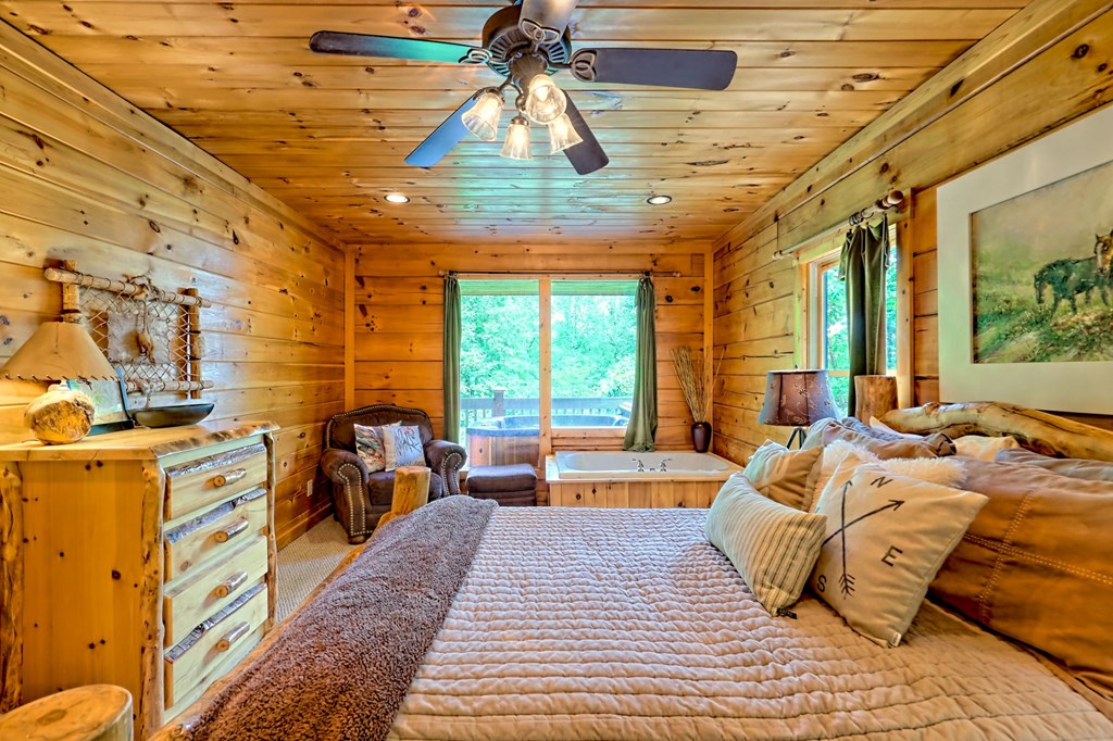 416133 Bryson City Residential