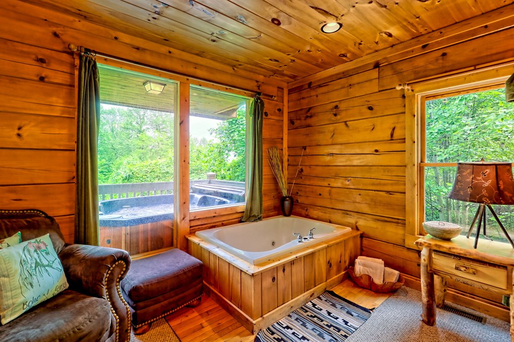416133 Bryson City Residential