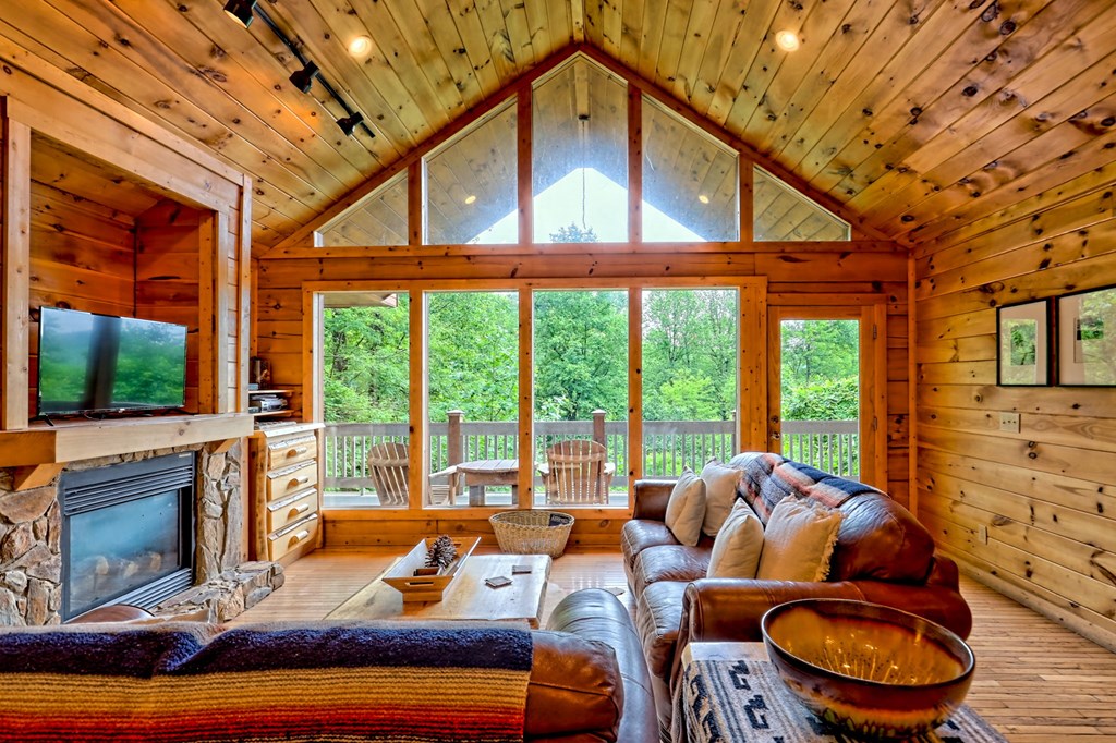 416133 Bryson City Residential