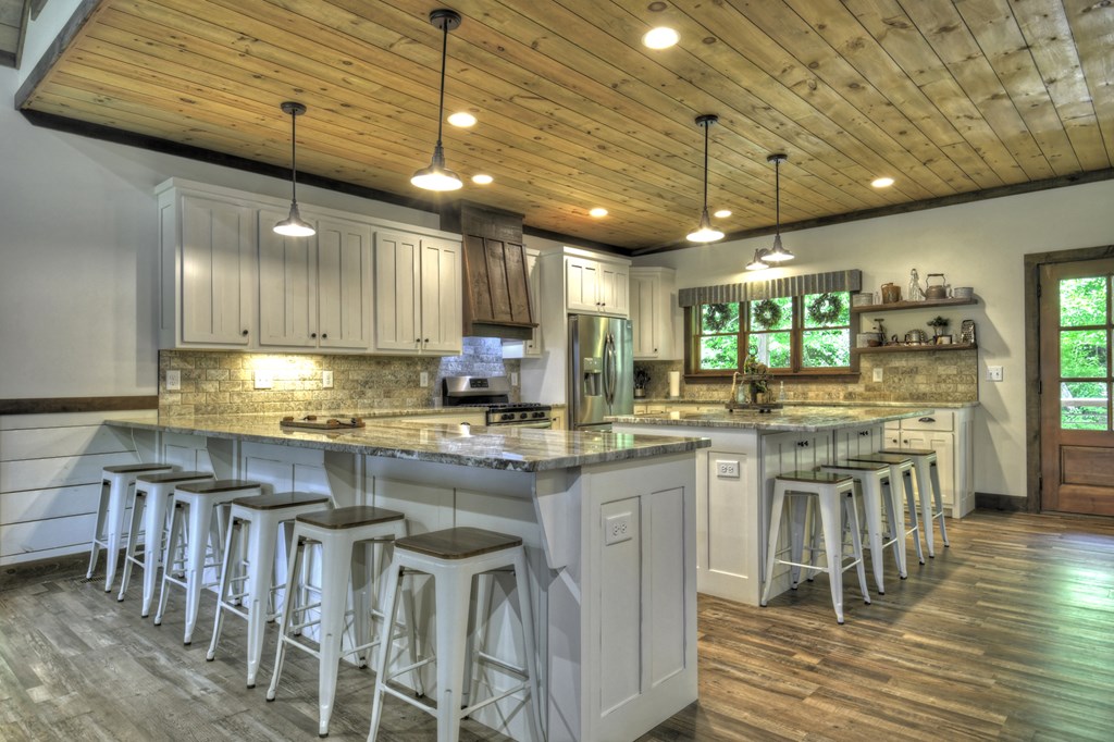 416148 Blue Ridge Residential