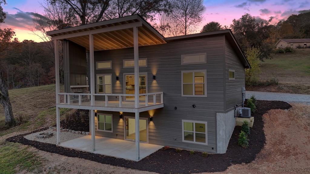 416158 Hayesville 