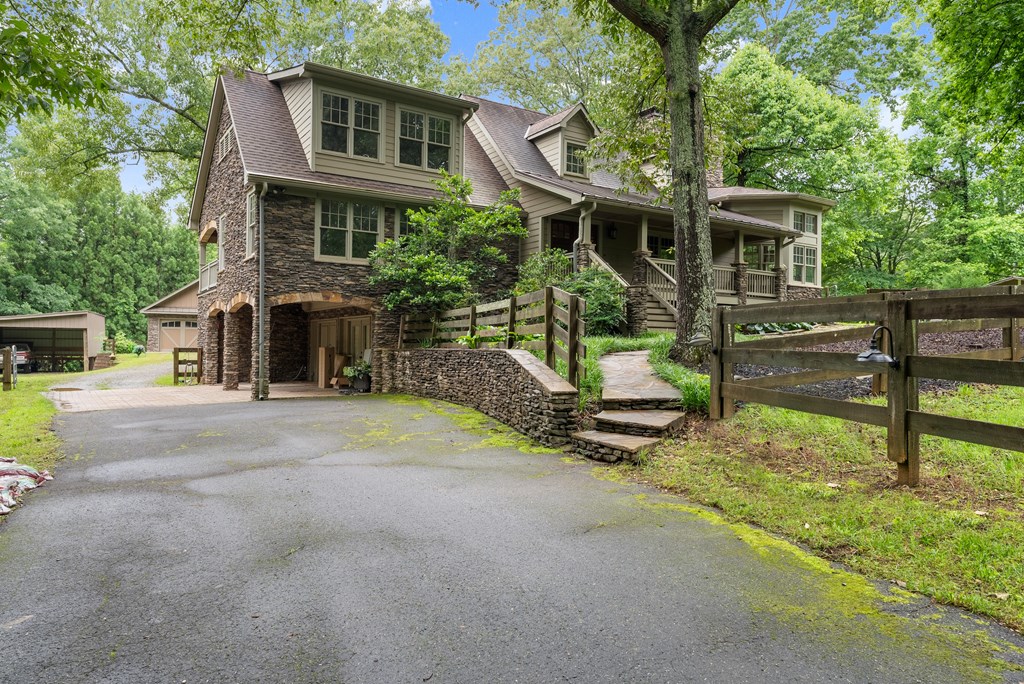 416159 Ball Ground Residential