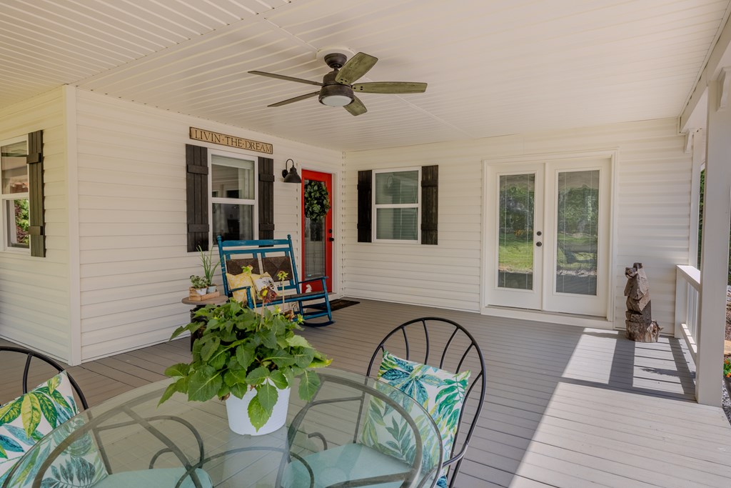 416161 Hayesville Residential