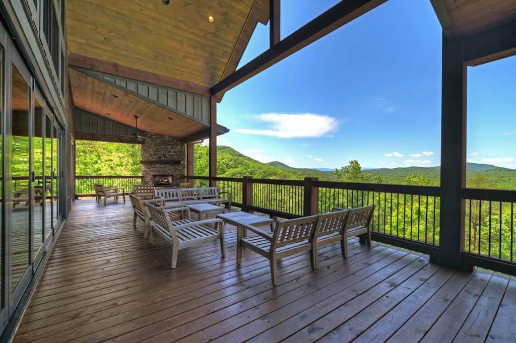 416175 Mineral Bluff Residential