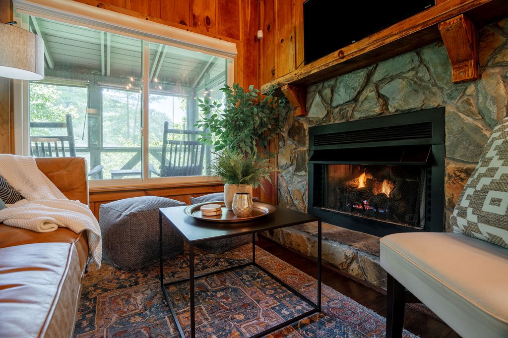 416194 Cherry Log Residential