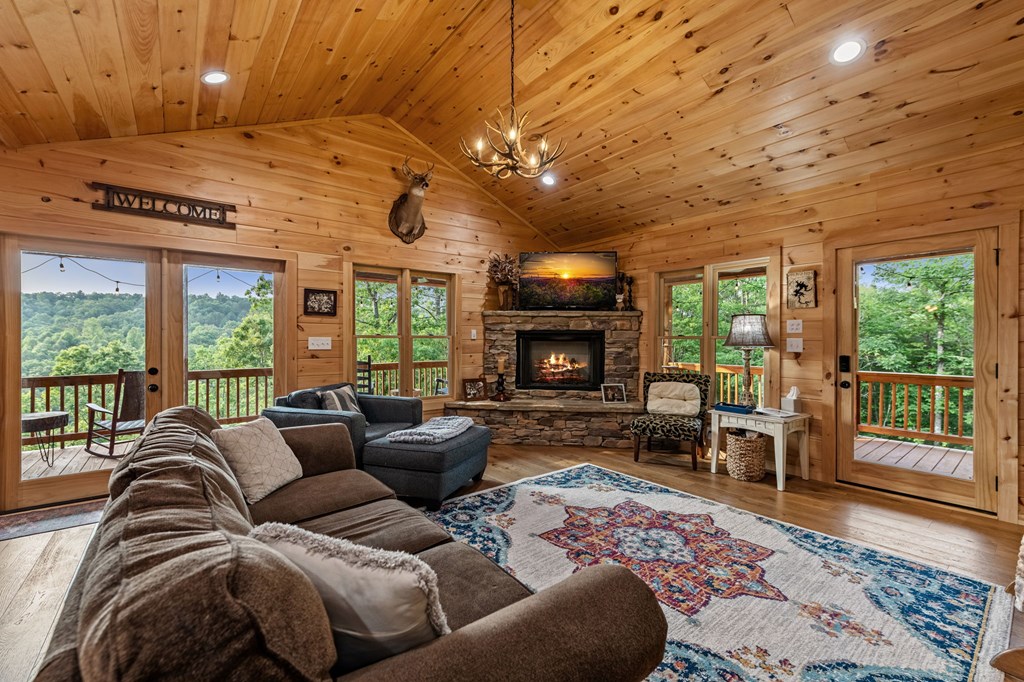 416197 Mineral Bluff Residential