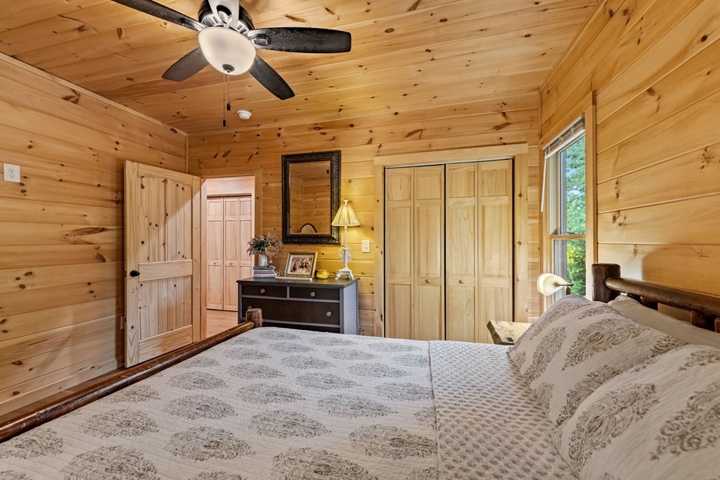 416197 Mineral Bluff Residential