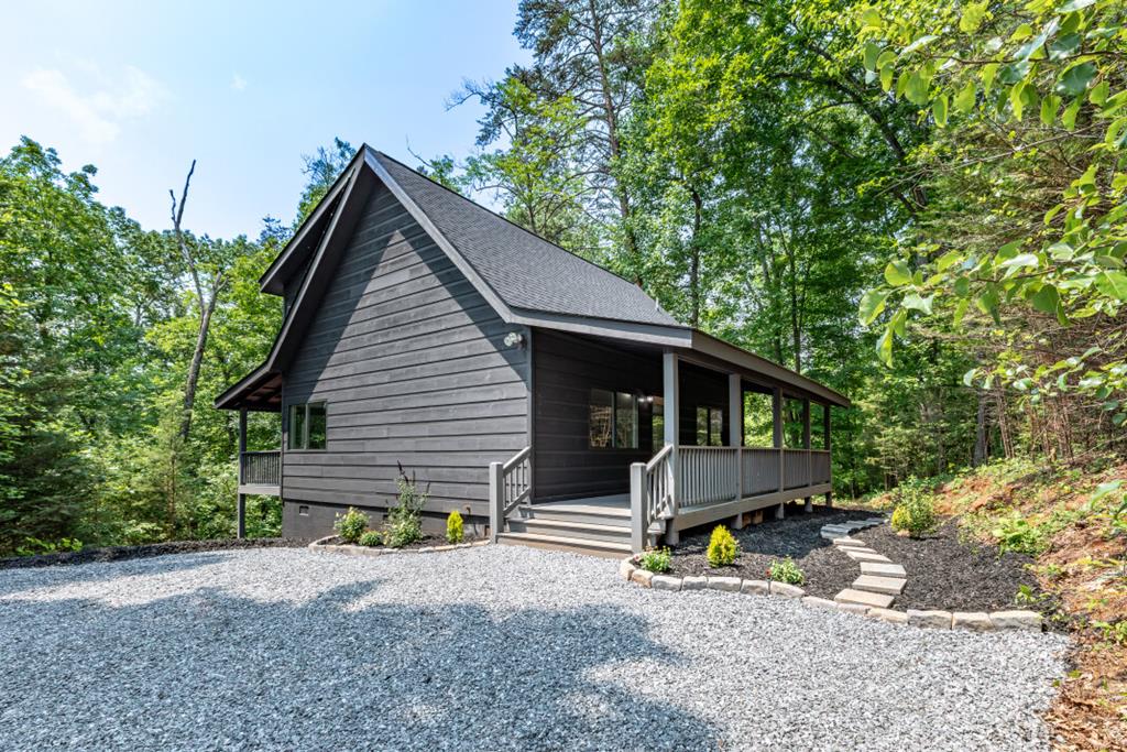 416206 Hiawassee 