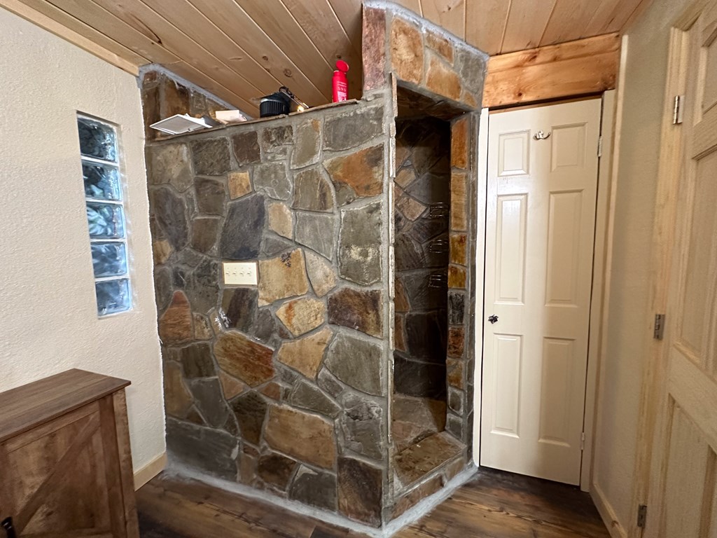 416213 Blue Ridge Residential