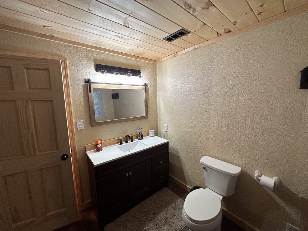 416213 Blue Ridge Residential