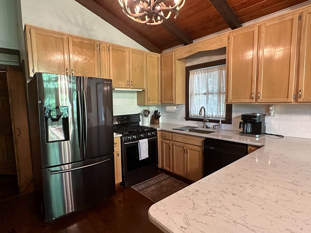 416213 Blue Ridge Residential