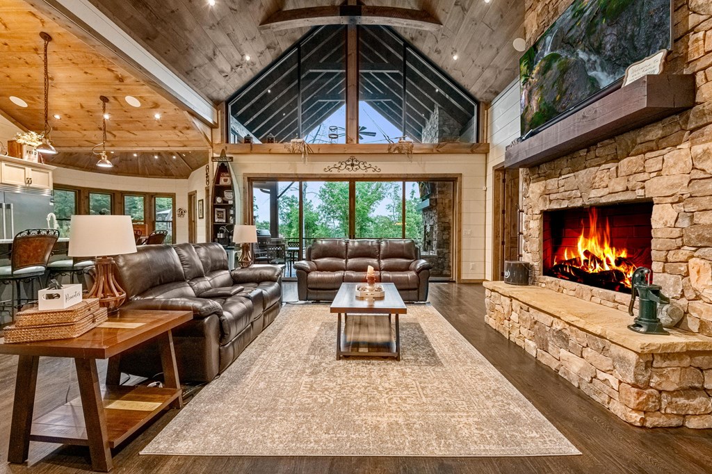 416224 Blue Ridge Residential