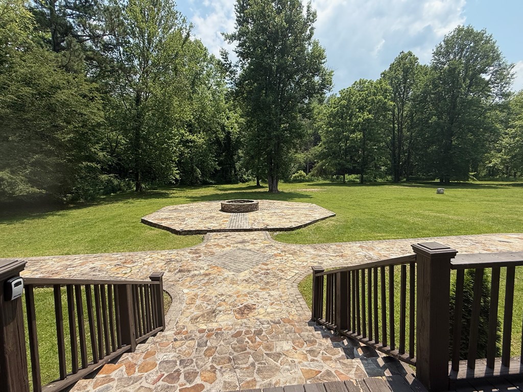 416225 Dahlonega Residential