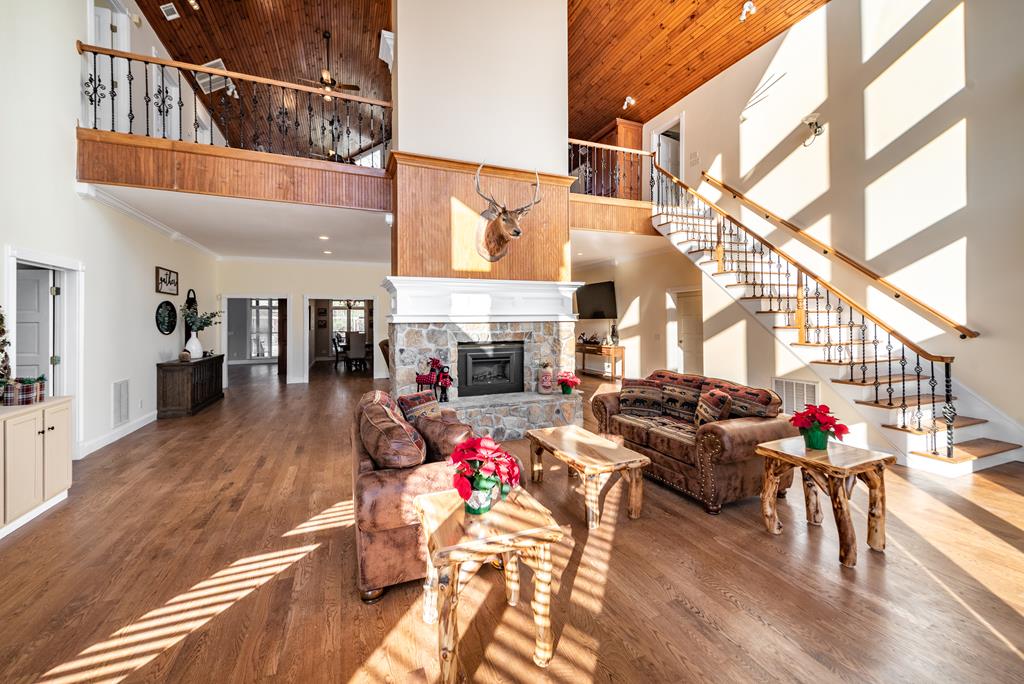 416225 Dahlonega Residential