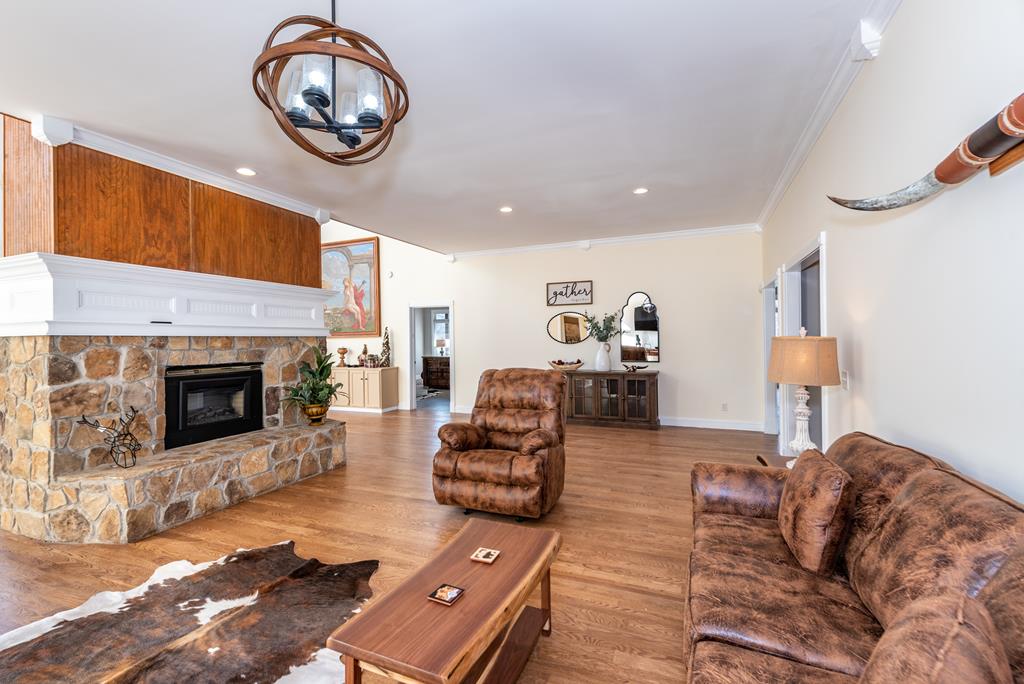 416225 Dahlonega Residential