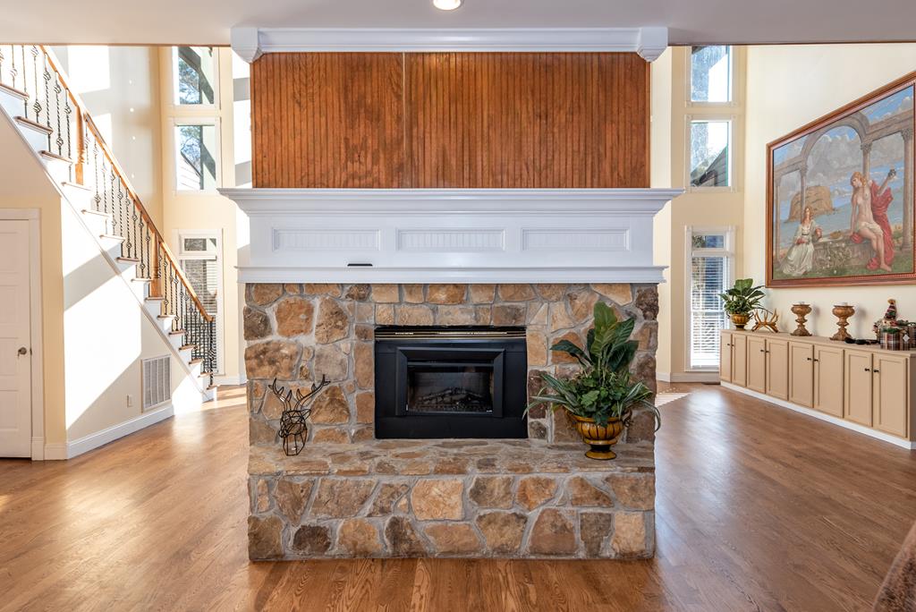 416225 Dahlonega Residential