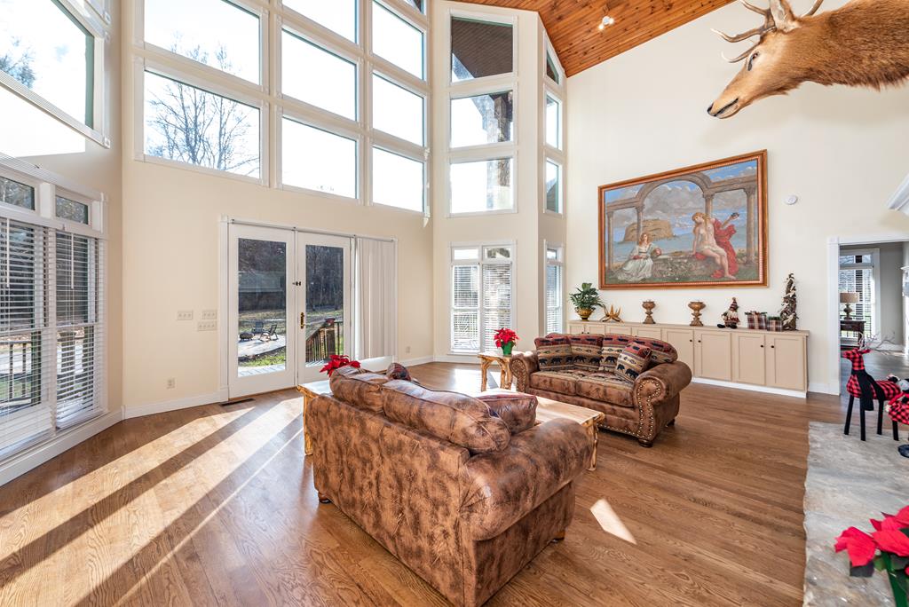 416225 Dahlonega Residential