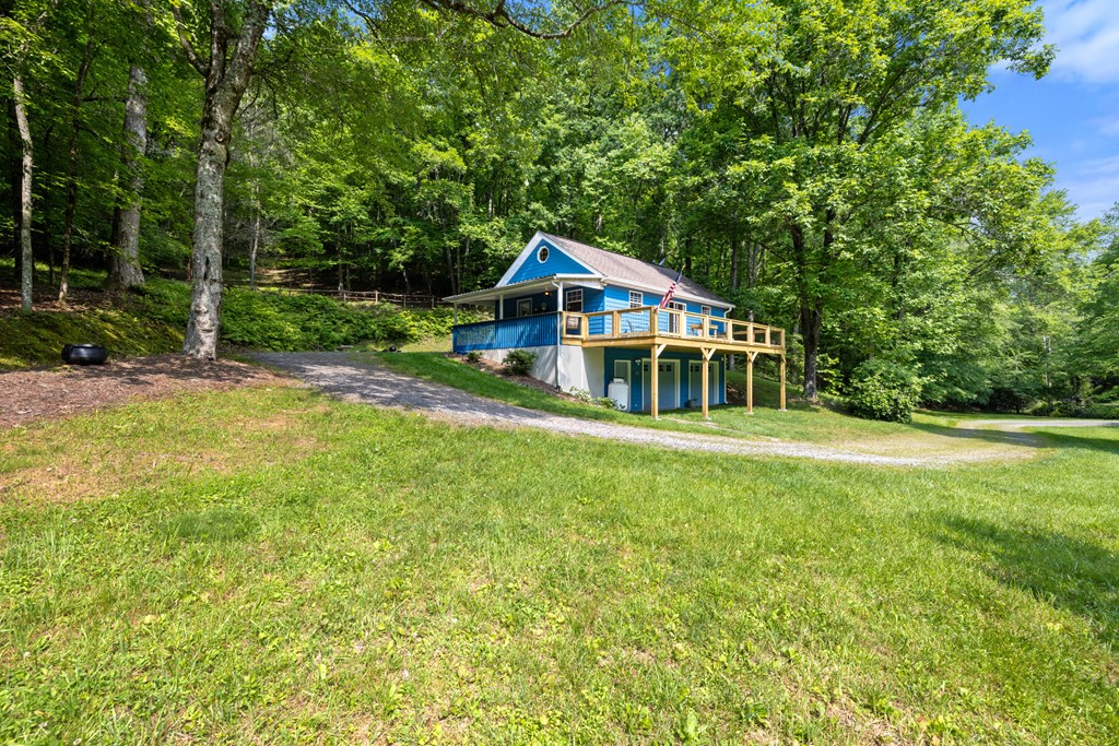 416228 Hayesville Residential