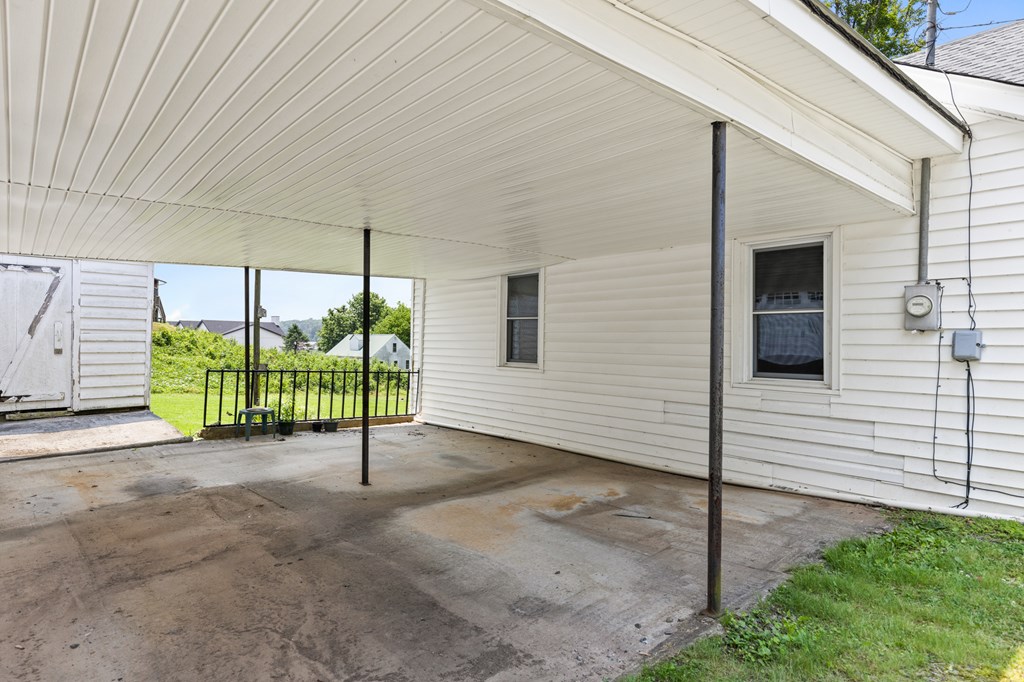 416229 Blue Ridge Residential
