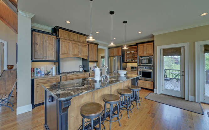 416233 Hiawassee Residential