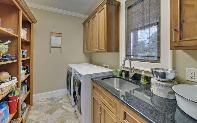 416233 Hiawassee Residential