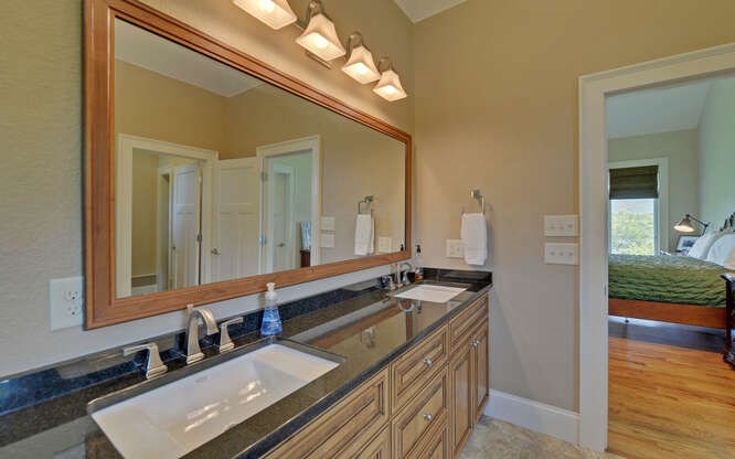 416233 Hiawassee Residential
