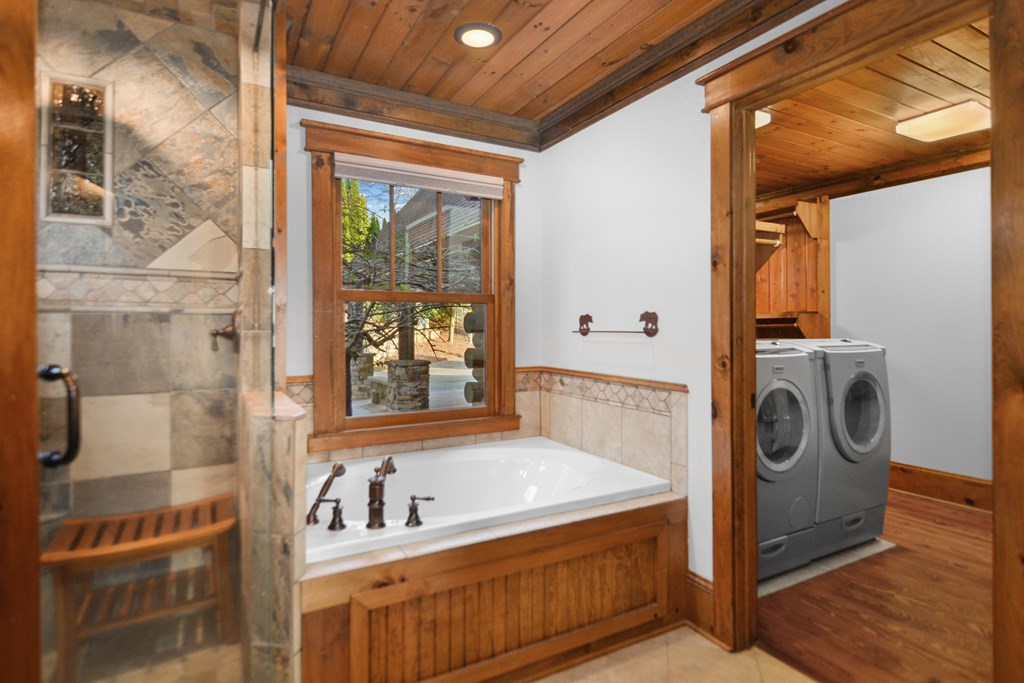 416239 Morganton Residential