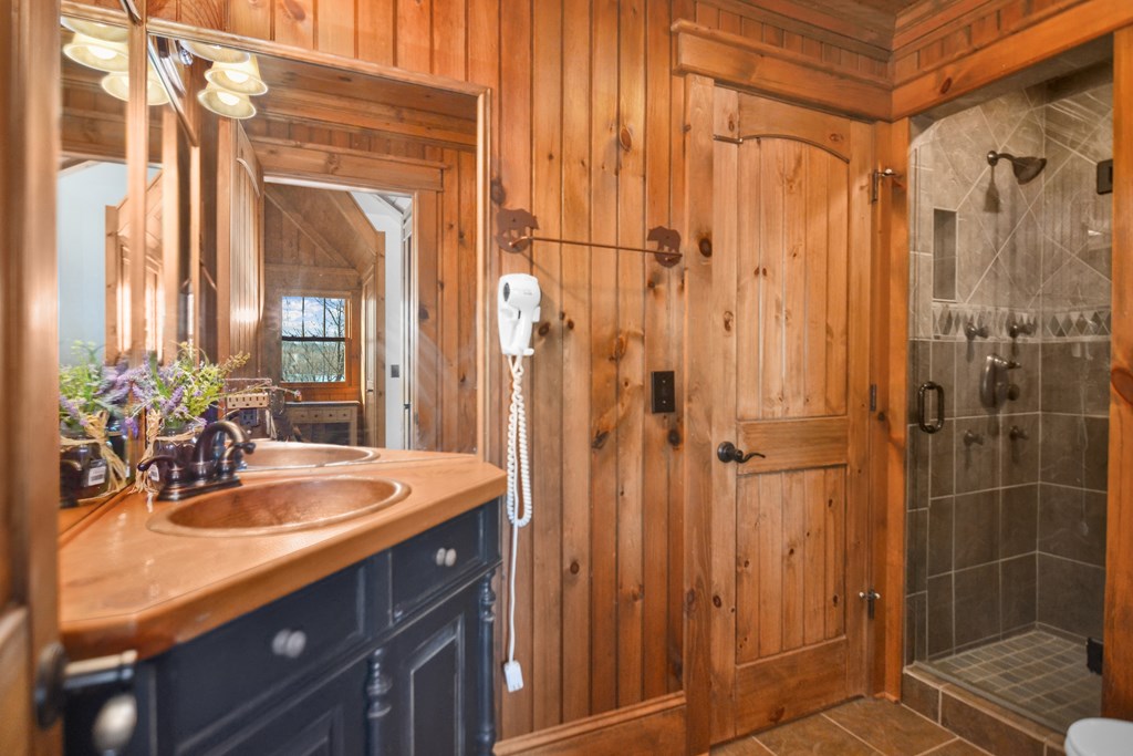 416239 Morganton Residential
