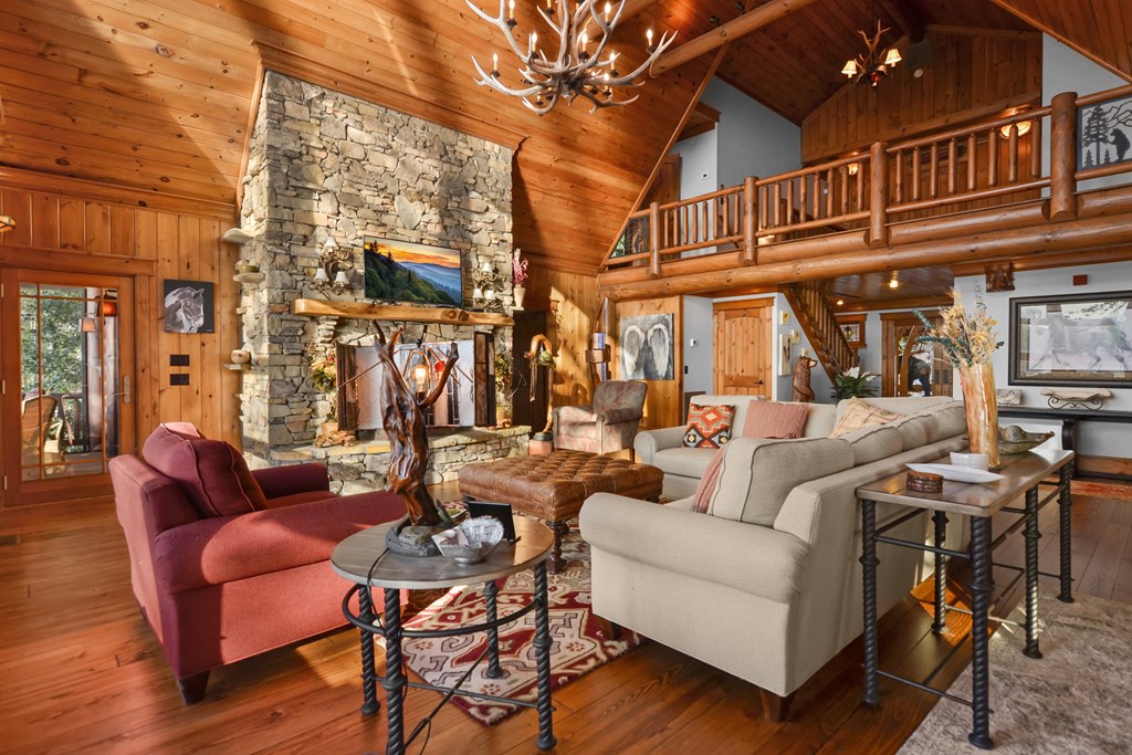 416239 Morganton Residential