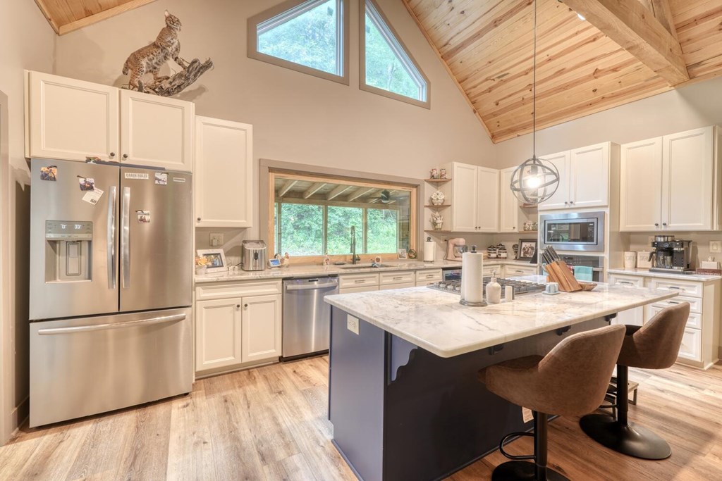 416250 Hiawassee Residential