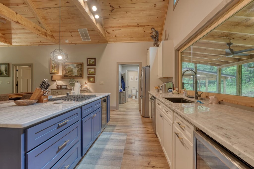 416250 Hiawassee Residential