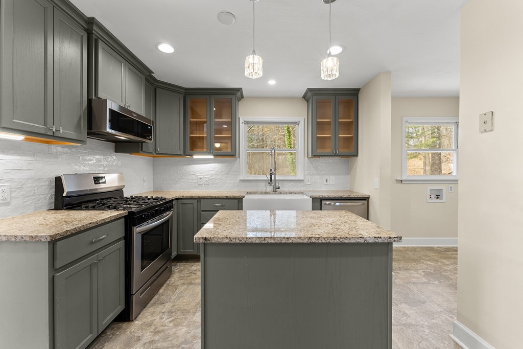 416253 Cleveland Residential