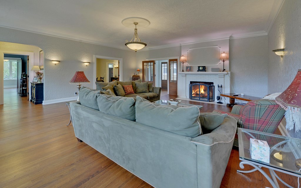 416274 Blue Ridge Residential