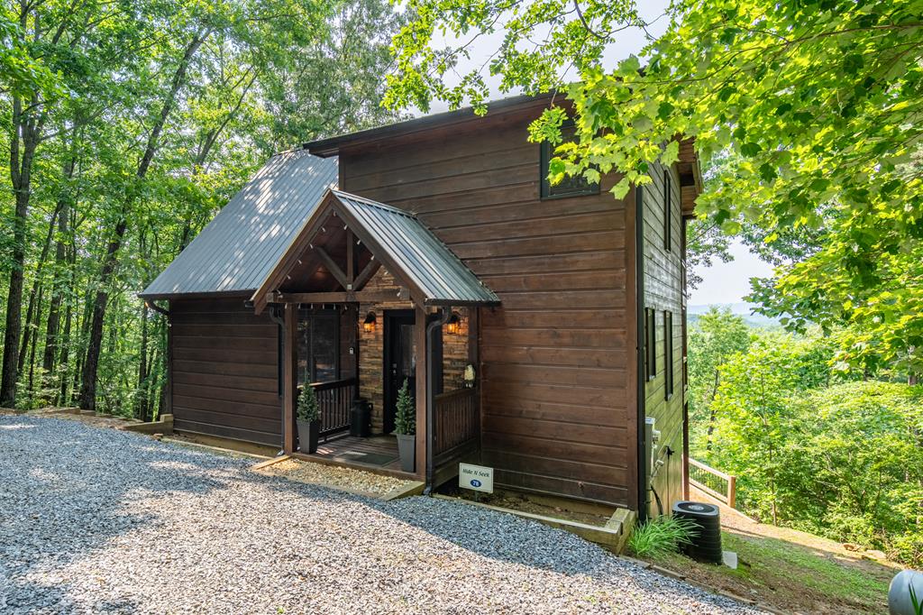 416278 Blue Ridge 