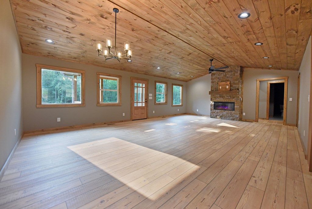 416287 Epworth Residential