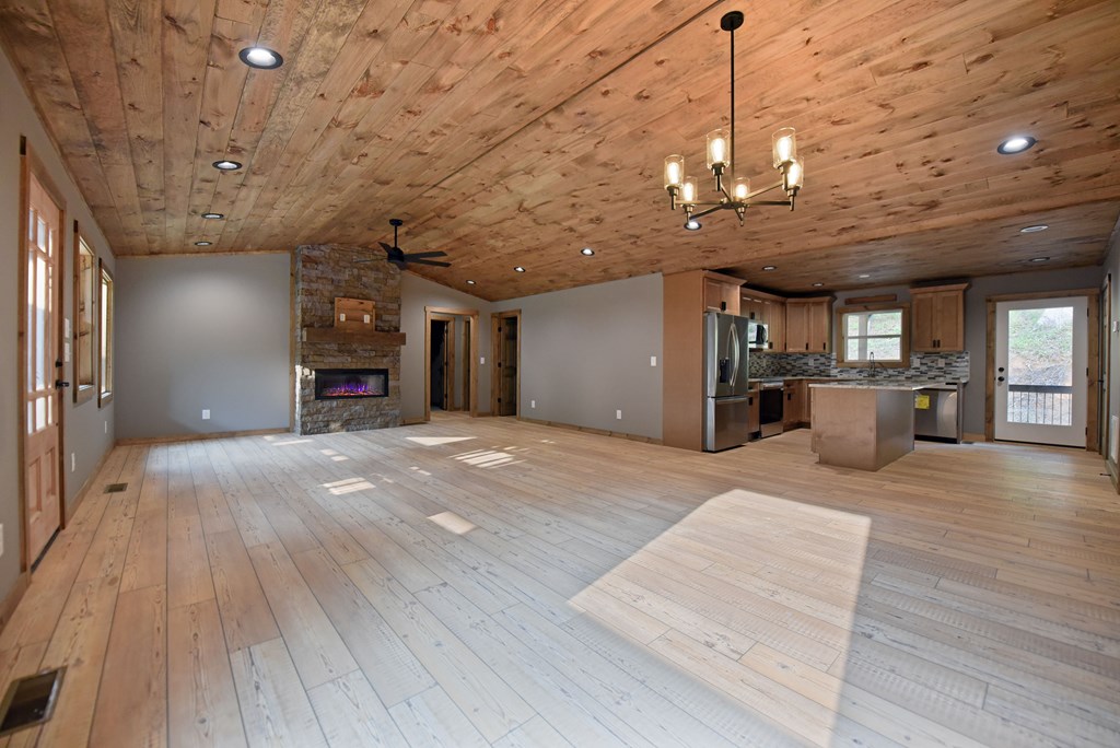 416287 Epworth Residential