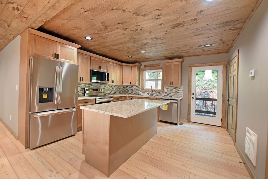 416287 Epworth Residential