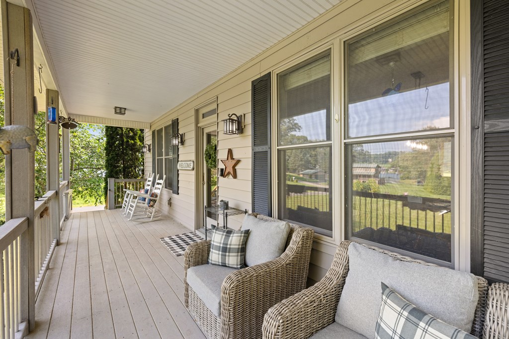416295 Hayesville Residential