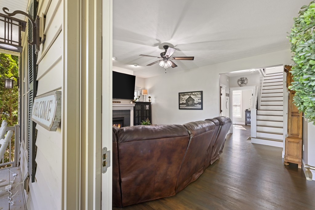 416295 Hayesville Residential