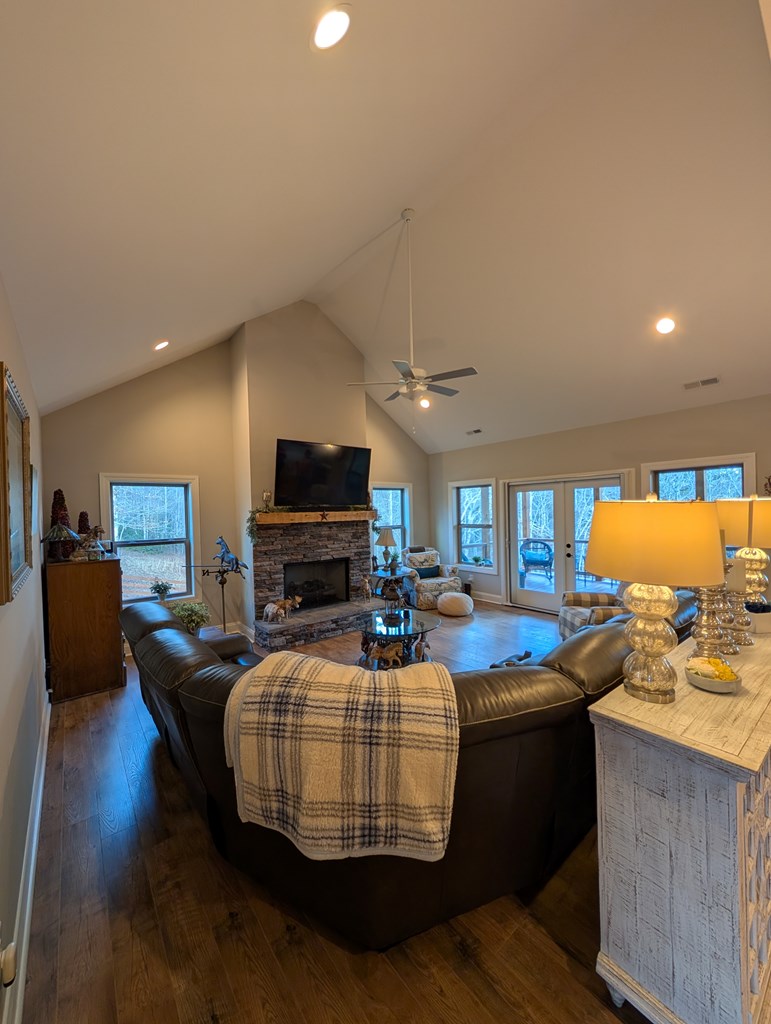 416303 Morganton Residential