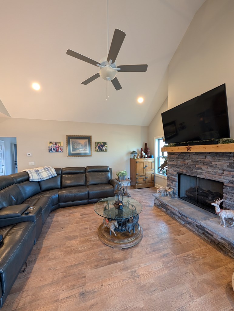 416303 Morganton Residential
