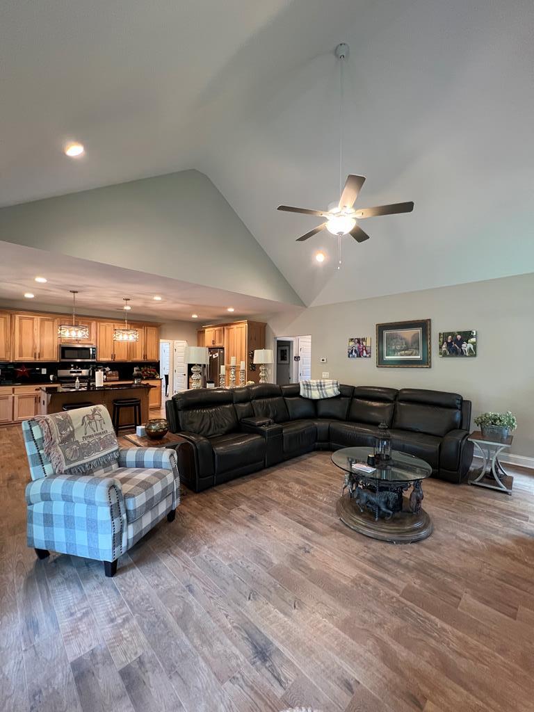 416303 Morganton Residential